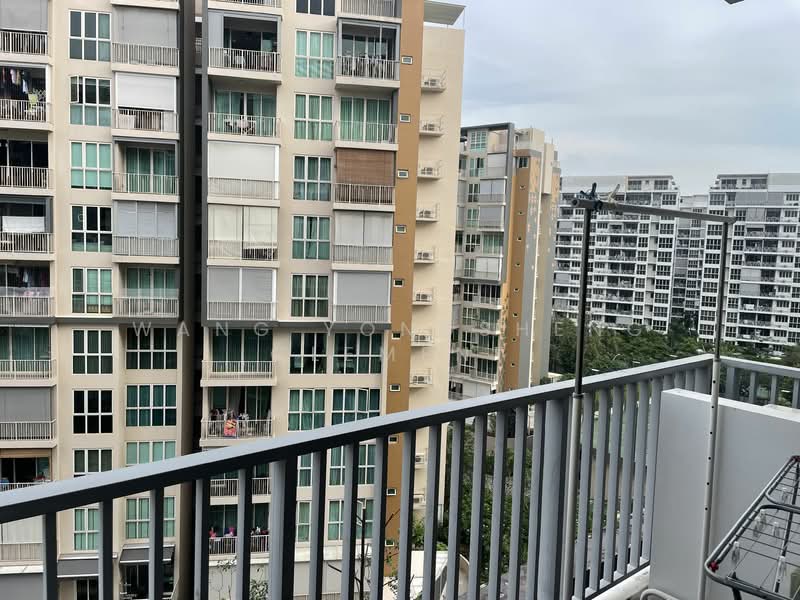Seastrand Condominium For Sale at S$ 750,000 | PropertyGuru Singapore