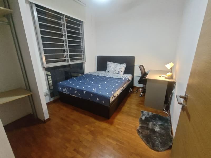 For Rent - The Lakeshore