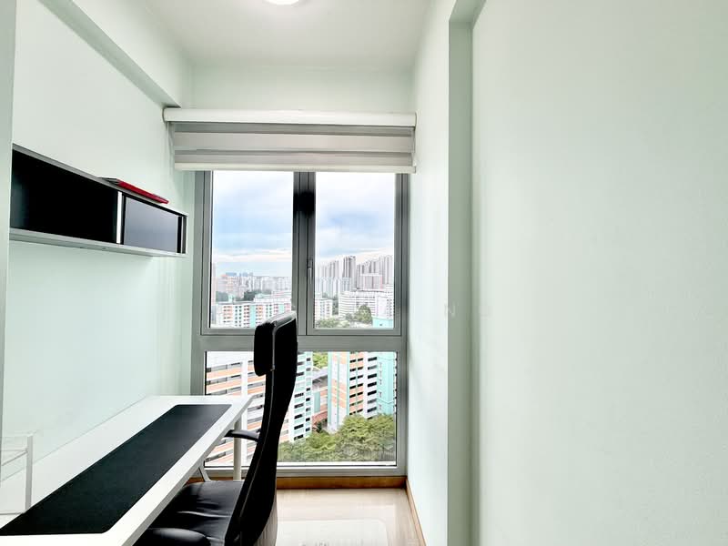 Hillview Regency, 26 Bukit Batok East Avenue 2, 3 Bedrooms, 1,196 sqft, Condominium For Rent, by Angela Ng, 25536781 - Study - PropertyGuru.com.sg