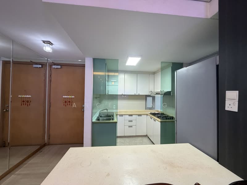 Hillview Regency, 26 Bukit Batok East Avenue 2, 3 Bedrooms, 1,196 sqft, Condominium For Rent, by Angela Ng, 25536781 - Kitchen - PropertyGuru.com.sg