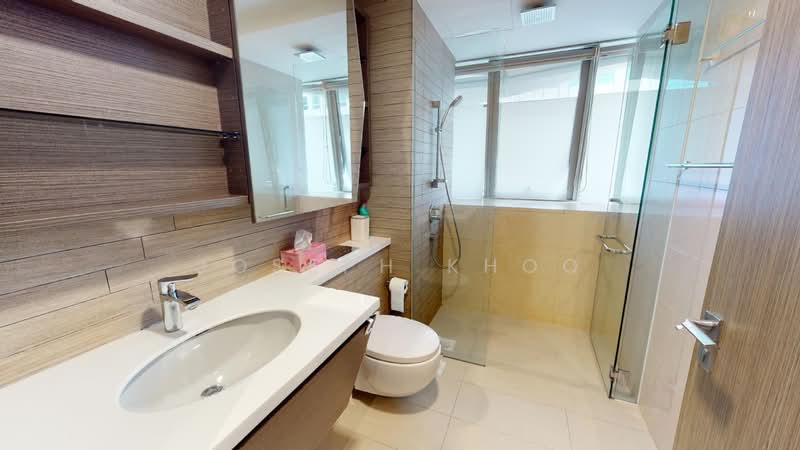 V on Shenton, 5A Shenton Way, 2 Bedrooms, 1,153 sqft, Condominium For Rent, by Joseph Khoo, 25536910 - Common Bathroom - PropertyGuru.com.sg