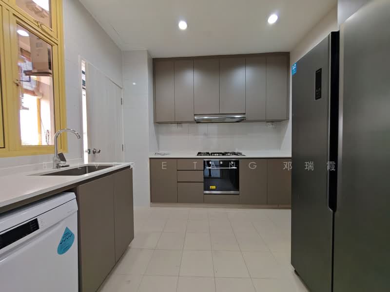 Orange Regency, 101 Fernhill Road, 4 Bedrooms, 1,776 sqft, Apartment For Rent, by Belverie Tang 邓瑞霞, 25537150 - PropertyGuru.com.sg