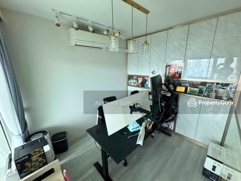 Study (Loft)