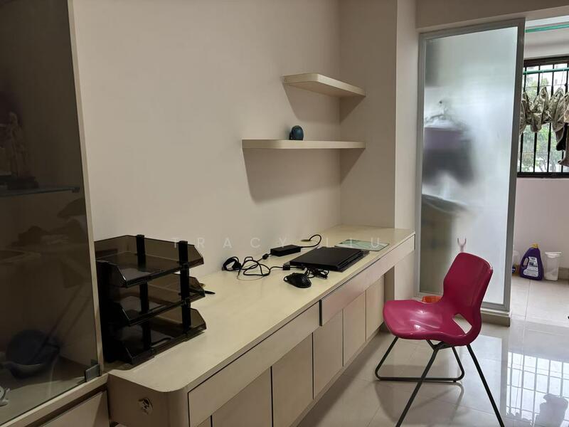 Pine Grove, 1A Pine Grove, 5 Bedrooms, 1,668 sqft, Condominium For Rent, by Tracy Liu, 25537331 - Study - PropertyGuru.com.sg