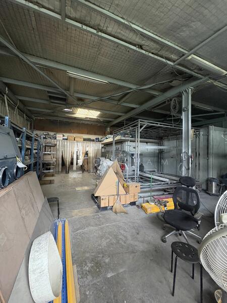 Ground floor Terrace Kallang 5595sqft for sales, , 5,595 sqft, Light Industrial (B1) For Sale, by Stacy Lam, 25537386 - CommercialGuru.com.sg