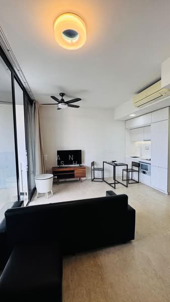 Fulcrum, 33 Fort Road, 1 Bedroom, 474 sqft, Condominium For Rent, by Tan Hui Shan, 25537494 - Living Room - PropertyGuru.com.sg