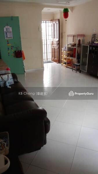 For Rent - 296A Compassvale Crescent