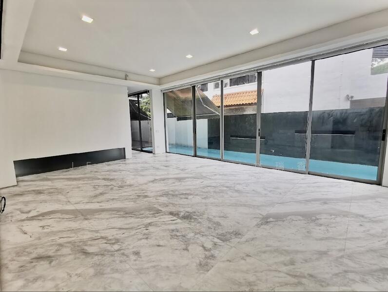 武吉知马花拉路沿线的现代重建平房 Modern Rebuilt Bungalow along Farrer Road, Bukit Timah, Tan Kim Cheng Road/Bukit Timah, 5 Bedrooms, 7,100 sqft, Bungalow House For Rent, by Jeslyn Lim 林瑞香, 25538552 - PropertyGuru.com.sg