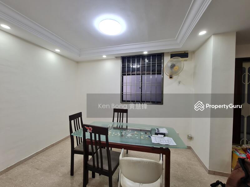 For Rent - 359B Admiralty Drive