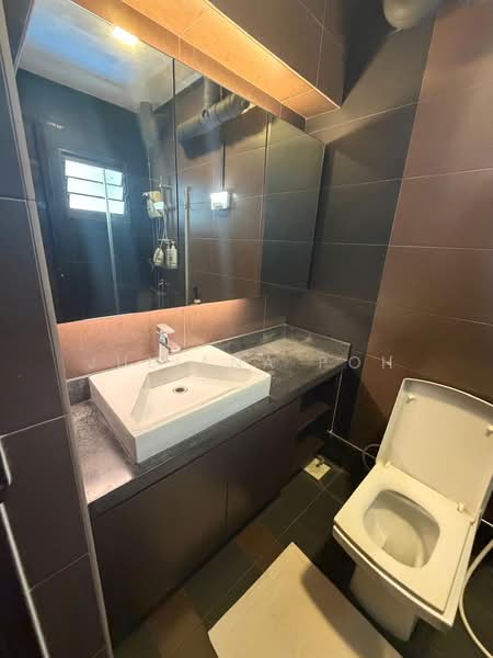 189A Rivervale Drive, 189A Rivervale Drive, Room Rental, 200 sqft, HDB Flat For Rent, by Juliana Poh, 25538934 - Bathroom - PropertyGuru.com.sg