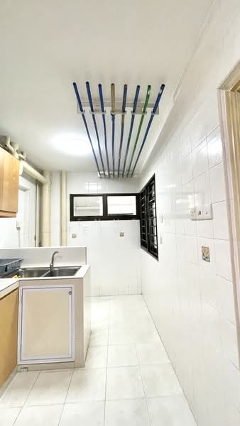 324B Sengkang East Way, 324B Sengkang East Way, 3 Bedrooms, 1,184 sqft, HDB Flat For Sale, by Kenneth Teiw Choon Lin, 25539059 - Kitchen - PropertyGuru.com.sg