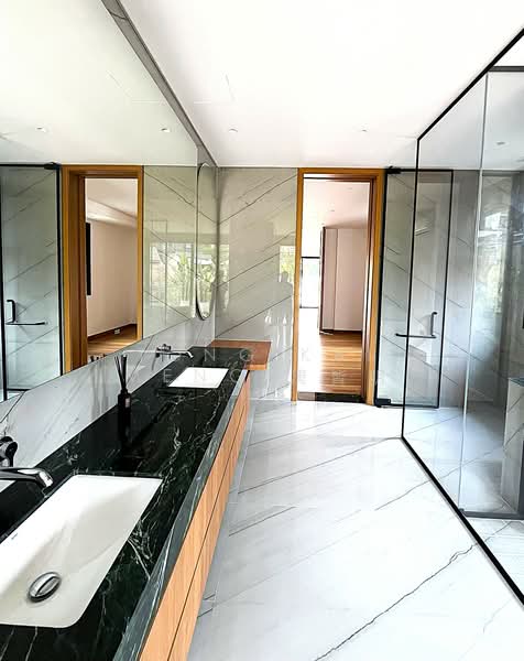 ❤️MASTERPIECE IS READY !! FH Semi-D, Lap Pool & Lift, 1-km Henry Pk, Dover MRT☎️9654.3774 TONG, 1-km Henry Pk Pri/ Dover MRT / Holland Grove, 7 Bedrooms, 8,500 sqft, Semi-Detached House For Sale, by Tong Kai Meng 唐皆明, 25539201 - Bathroom - PropertyGuru.com.sg