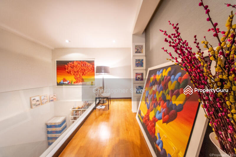 2nd Floor Foyer