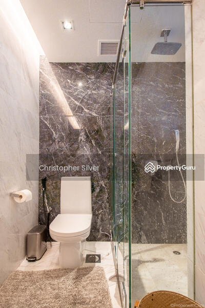 Common Bath (Bowl + Shower)