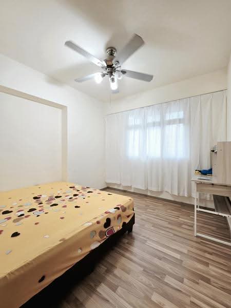128B Canberra Street, 128B Canberra Street, Sembawang / Yishun, 2 Bedrooms, 732 sqft, HDB Flat For Rent, by Jun Xian Chua, 25539887 - Bedroom - PropertyGuru.com.sg