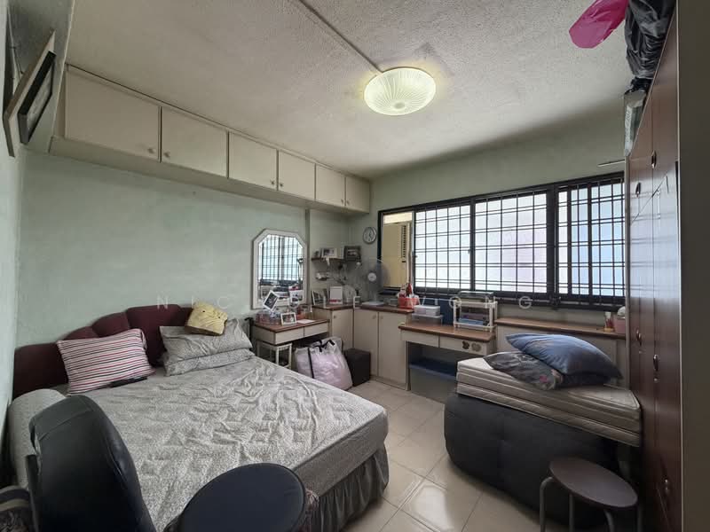 146 Tampines Avenue 5, 146 Tampines Avenue 5, 4 Bedrooms, 1,615 sqft, HDB Flat For Sale, by Nichole Wong, 25540034 - Bedroom - PropertyGuru.com.sg
