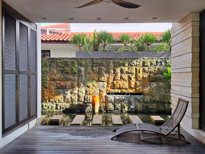 For Sale - Bali resort style Bungalow in Sian Tuan Avenue minutes to schools within Bukit Timah area