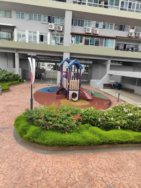 Sherwood Towers, 1 Jalan Anak Bukit, Room Rental, 270 sqft, Apartment For Rent, by Elias Chew, 25540515 - Exterior - PropertyGuru.com.sg