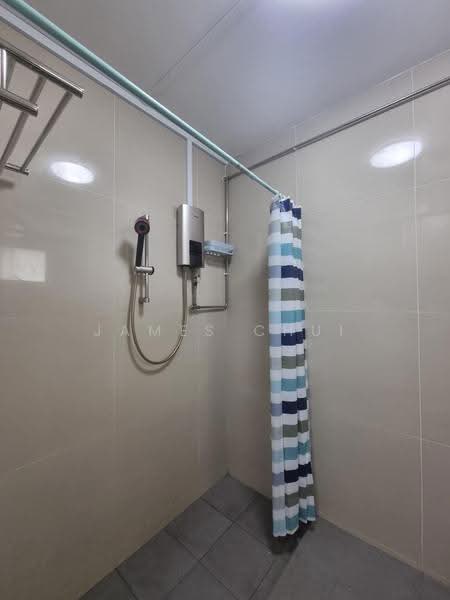 117 Simei Street 1, 117 Simei Street 1, Pasir Ris / Tampines, 2 Bedrooms, 1,324 sqft, HDB Flat For Rent, by James Chui, 25540723 - Bathroom - PropertyGuru.com.sg