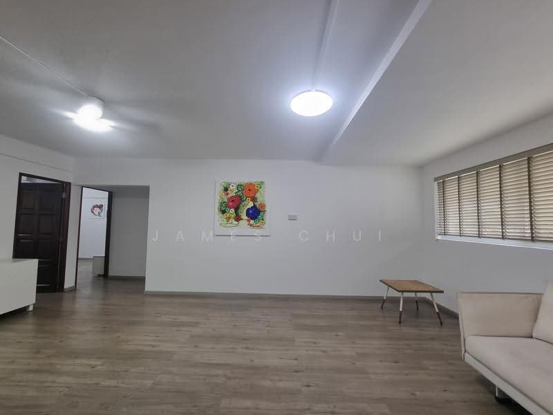 117 Simei Street 1, 117 Simei Street 1, Pasir Ris / Tampines, 2 Bedrooms, 1,324 sqft, HDB Flat For Rent, by James Chui, 25540723 - Living Room - PropertyGuru.com.sg
