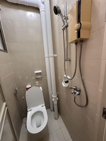 Parc Vista, 452 Corporation Road, Room Rental, 110 sqft, Condominium For Rent, by Francis Lee, 25540820 - Bathroom - PropertyGuru.com.sg