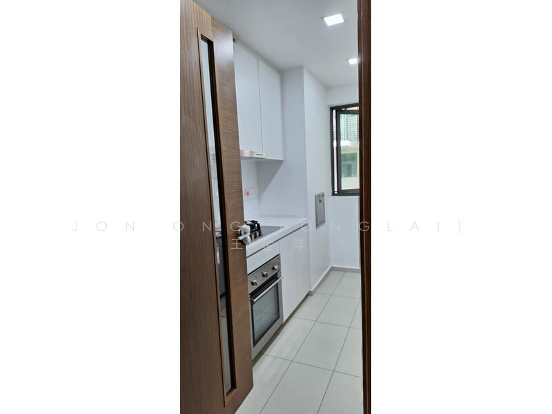 The Topiary Executive Condominium For Sale at S$ 1,450,000 | PropertyGuru Singapore - Kitchen