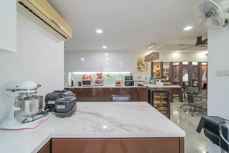 Rare Semi-D with Swimming Pool Semi-Detached House For Sale at S$ 3,699,999 | PropertyGuru Singapore