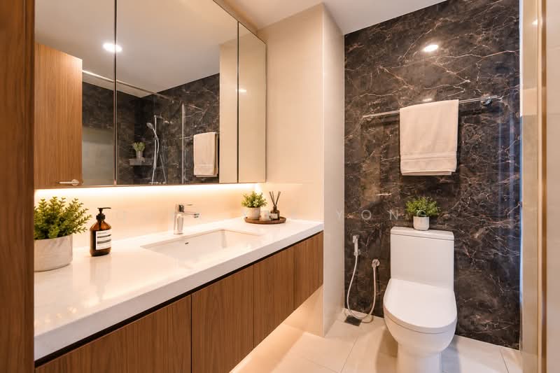 Palm Isles, 34 Flora Drive, 3 Bedrooms, 990 sqft, Condominium For Sale, by Quek Yee Yong, 25541823 - PropertyGuru.com.sg