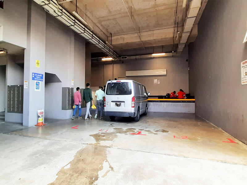 Pioneer Junction, 3 Soon Lee Street, 1,604 sqft, Factory / Workshop (B2) For Sale, by Colin Tan, 25541852 - Pioneer Junction (Loading Bay) - CommercialGuru.com.sg