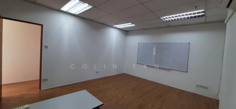 Pioneer Junction, 3 Soon Lee Street, 1,604 sqft, Factory / Workshop (B2) For Sale, by Colin Tan, 25541852 - Pioneer Junction (1 of 5 Rooms) - CommercialGuru.com.sg