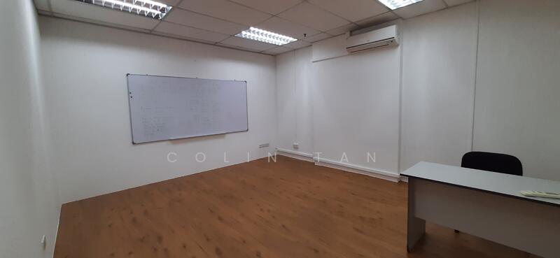 Pioneer Junction, 3 Soon Lee Street, 1,604 sqft, Factory / Workshop (B2) For Sale, by Colin Tan, 25541852 - Pioneer Junction (1 of 5 Rooms) - CommercialGuru.com.sg