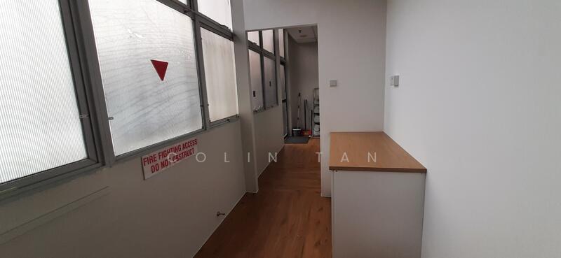 Pioneer Junction, 3 Soon Lee Street, 1,604 sqft, Factory / Workshop (B2) For Sale, by Colin Tan, 25541852 - Pioneer Junction (Interior of Unit) - CommercialGuru.com.sg