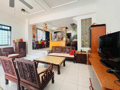 For Sale - ⭐️⭐️LANDED7772@ D19 Hougang Kovan Estate