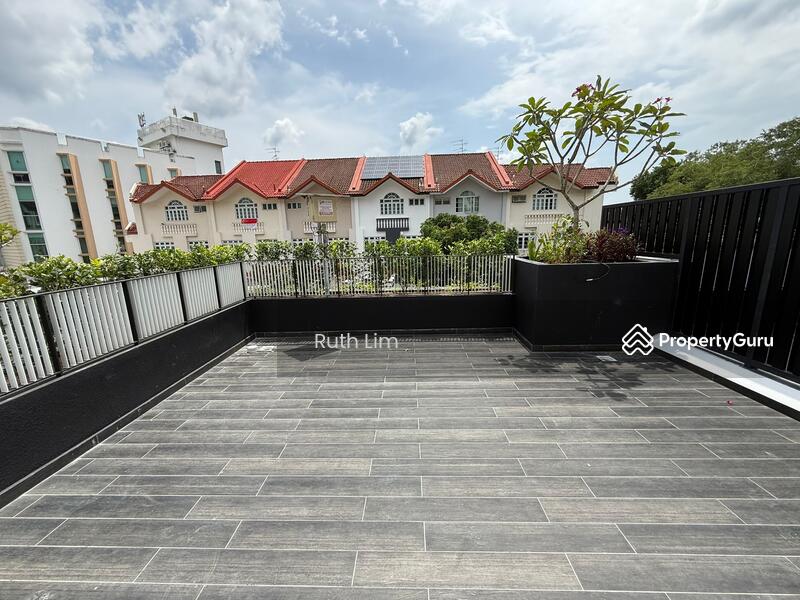 For Sale - Loyang Terrace