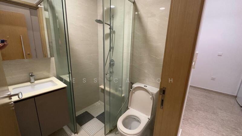 Waterfront @ Faber, 20 Faber Walk, 1 Bedroom, 200 sqft, Condominium For Rent, by Jessica Loh, 25542087 - Bathroom - PropertyGuru.com.sg
