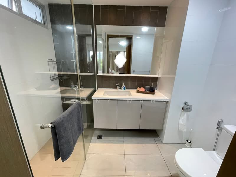 CityLife @ Tampines, 57 Tampines Central 7, 3 Bedrooms, 1,184 sqft, Executive Condominium For Rent, by Jonny Wang, 25543131 - Master Bathroom - PropertyGuru.com.sg