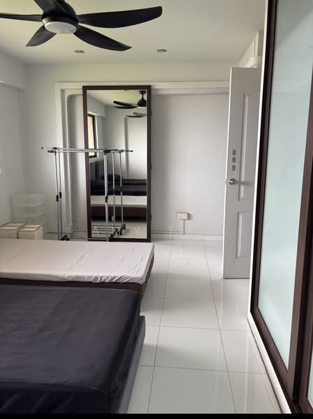 405 Jurong West Street 42, 405 Jurong West Street 42, Room Rental, 160 sqft, HDB Flat For Rent, by Amy Tay, 25543783 - Bedroom - PropertyGuru.com.sg