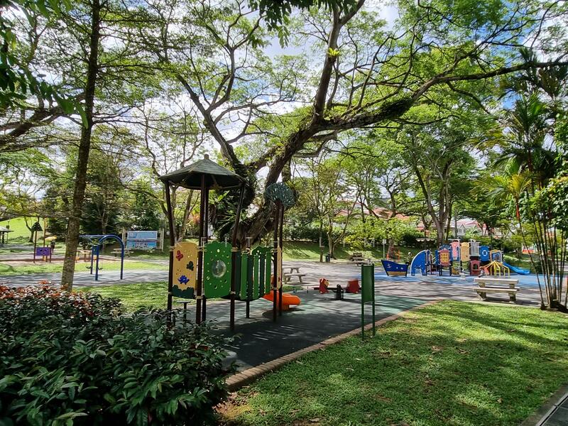 ⭐️⭐️⭐️ BRAND NEW SEMI DETACHED BUILT BY TOP NOTCH DEVELOPER ⭐️ 高档豪华全新半独立 ☎️ 9450-7174, Hillcrest Road, 5 Bedrooms, 6,760 sqft, Semi-Detached House For Sale, by Keith Lim, 25543818 - Steps away to Counting your steps. - PropertyGuru.com.sg
