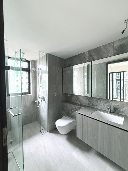 For Sale - Piccadilly Grand