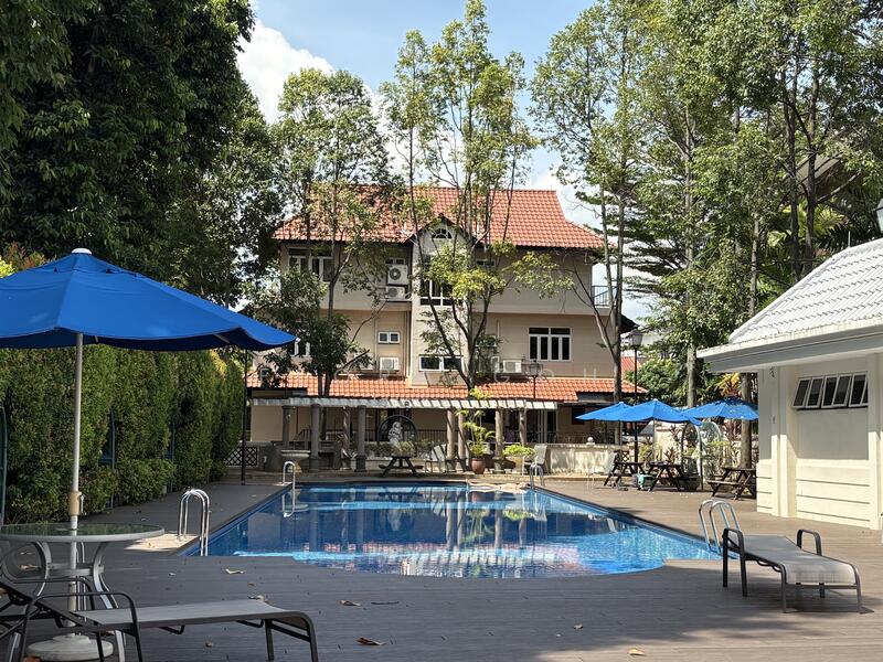 Pool, Sauna, New Deck