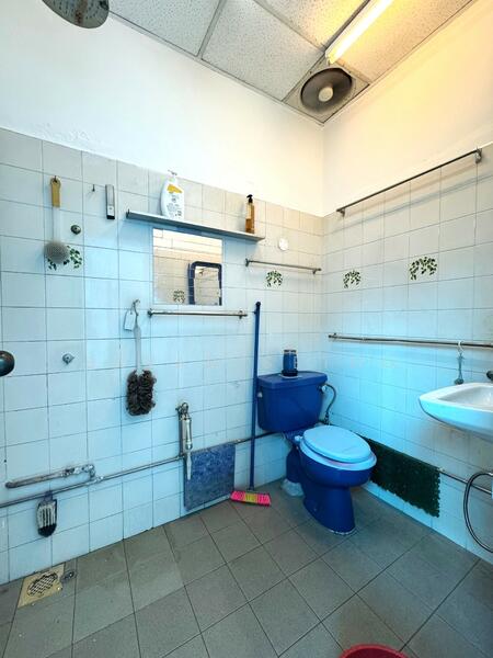 East Coast Road, East Coast Road, 1,000 sqft, Shop / Shophouse For Rent, by Bryan Setho, 25544256 - CommercialGuru.com.sg