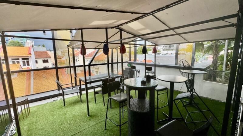 Trio, 11 Sam Leong Road, 968 sqft, Mall Shop For Rent, by Simon Goh Boon Kiat, 25544717 - CommercialGuru.com.sg