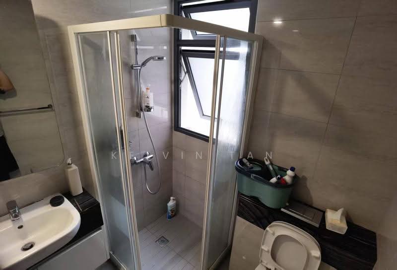 Sophia Hills, 19 Mount Sophia, Orchard / River Valley, Room Rental, 100 sqft, Condominium For Rent, by Kelvin Tan, 25544789 - Bathroom - PropertyGuru.com.sg