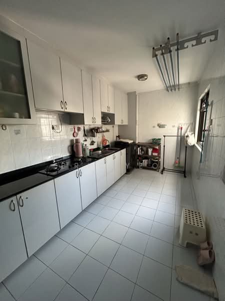 23 Jalan Membina, 23 Jalan Membina, Room Rental, 150 sqft, HDB Flat For Rent, by Eric Yeo, 25545062 - Kitchen - PropertyGuru.com.sg