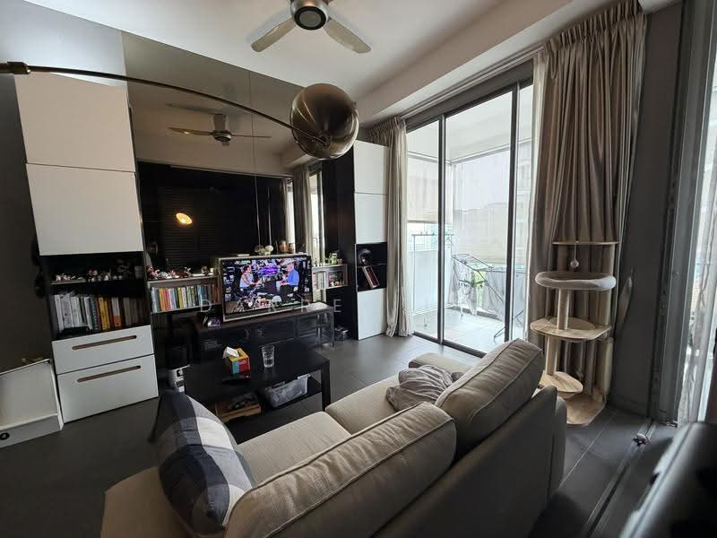 Katong Regency, 15 Tanjong Katong Road, East Coast / Marine Parade, 1 Bedroom, 549 sqft, Condominium For Sale, by Darren Lee, 25545069 - Living Room - PropertyGuru.com.sg