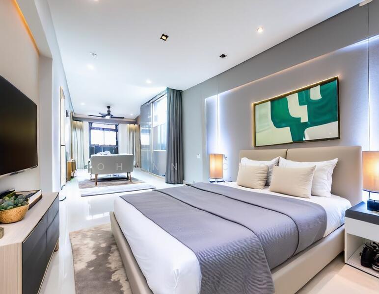 For Sale - Well Renovated, Spacious Jumbo Flat in AMK! Great Location!