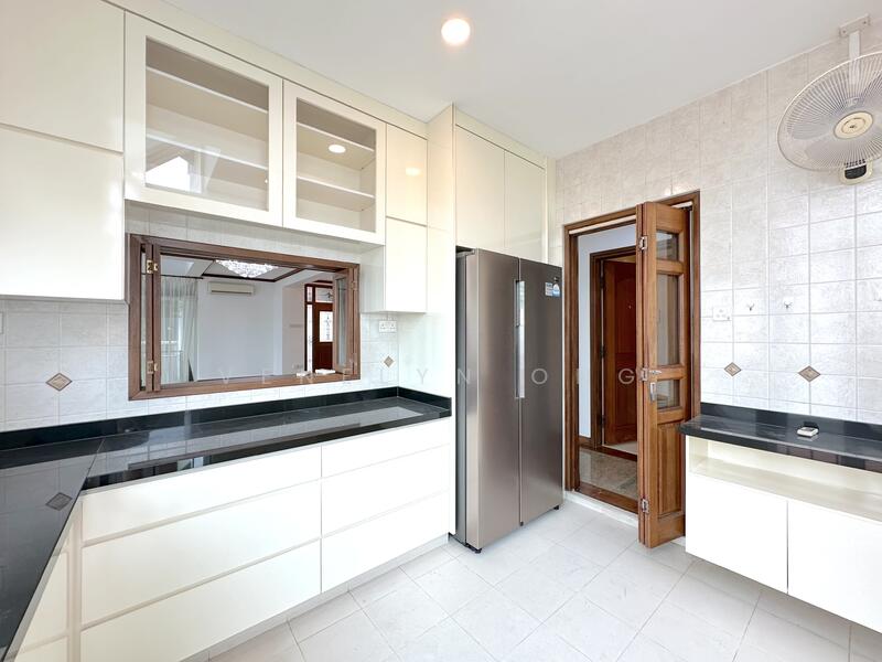 For Sale - 3-Storey Bungalow at Sembawang Hills Estate