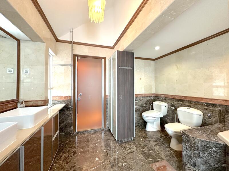 For Sale - 3-Storey Bungalow at Sembawang Hills Estate