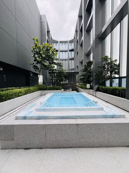 Riviere Condominium For Sale at S$ 2,582,426 | PropertyGuru Singapore - Pool