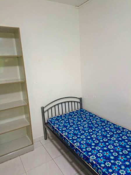 834 Woodlands Street 83, 834 Woodlands Street 83, Room Rental, 100 sqft, HDB Flat For Rent, by Tyler Toh, 25545737 - PropertyGuru.com.sg